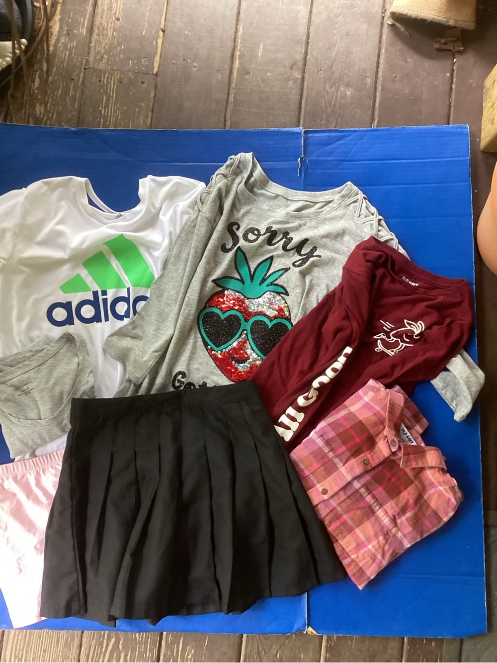 Bundle of 7 girls clothing set, size 14/16